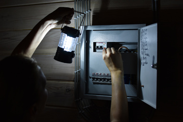 Besoin d'un électricien pour régler rapidement votre problème électrique ? Contactez-nous pour un dépannage électrique !